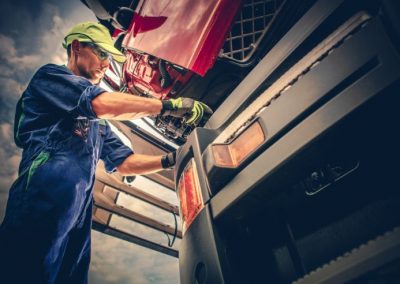 Professional Truck Repair Service